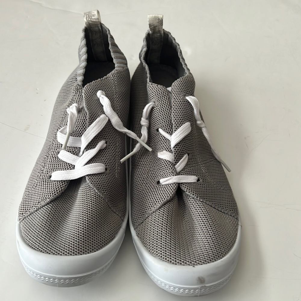 Tommy Bahama Gray Slip On Sneakers